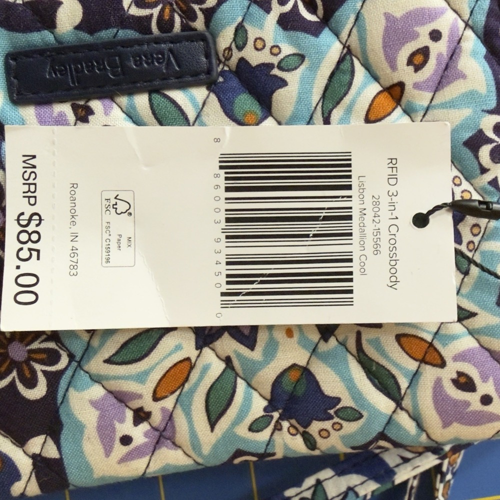 Vera Bradley RFID 3-in-1 Crossbody Wristlet Wallet Lisbon Medallion Cool NWT - Picture 16 of 16